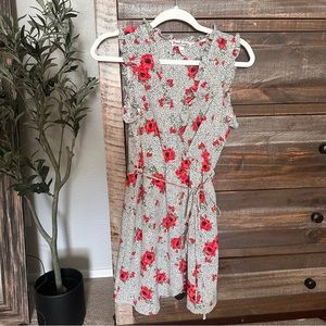 Xtraordinary floral wrap with front tie dress size XS